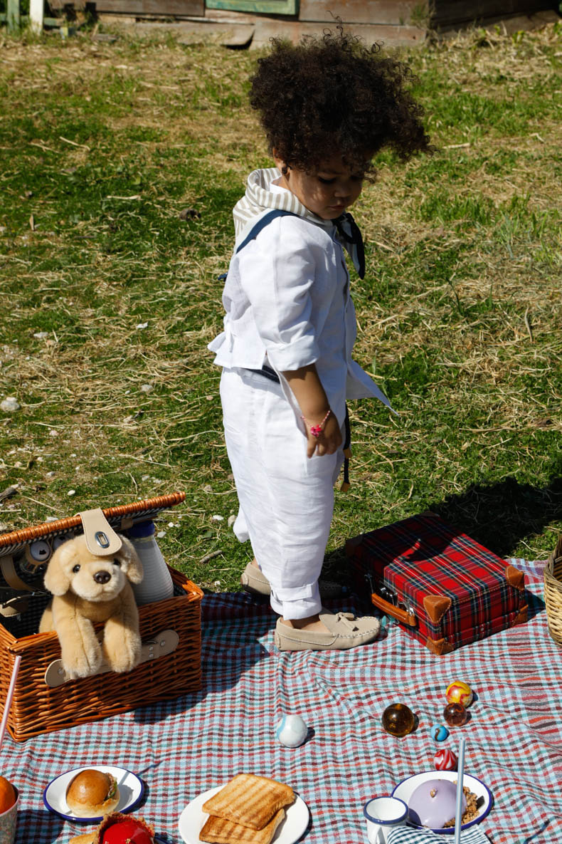 1740 manolis 11
