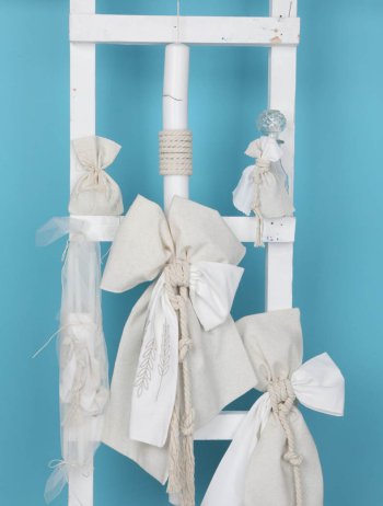 Λαμπάδα Λευκή Σπαγγί με Κέντημα